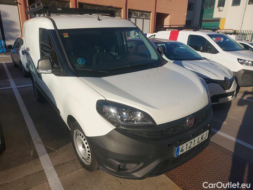  Fiat  Doblo FIAT Doblò Cargo Base Plus 1.4 T 120 CV GNC / 3P
 #27