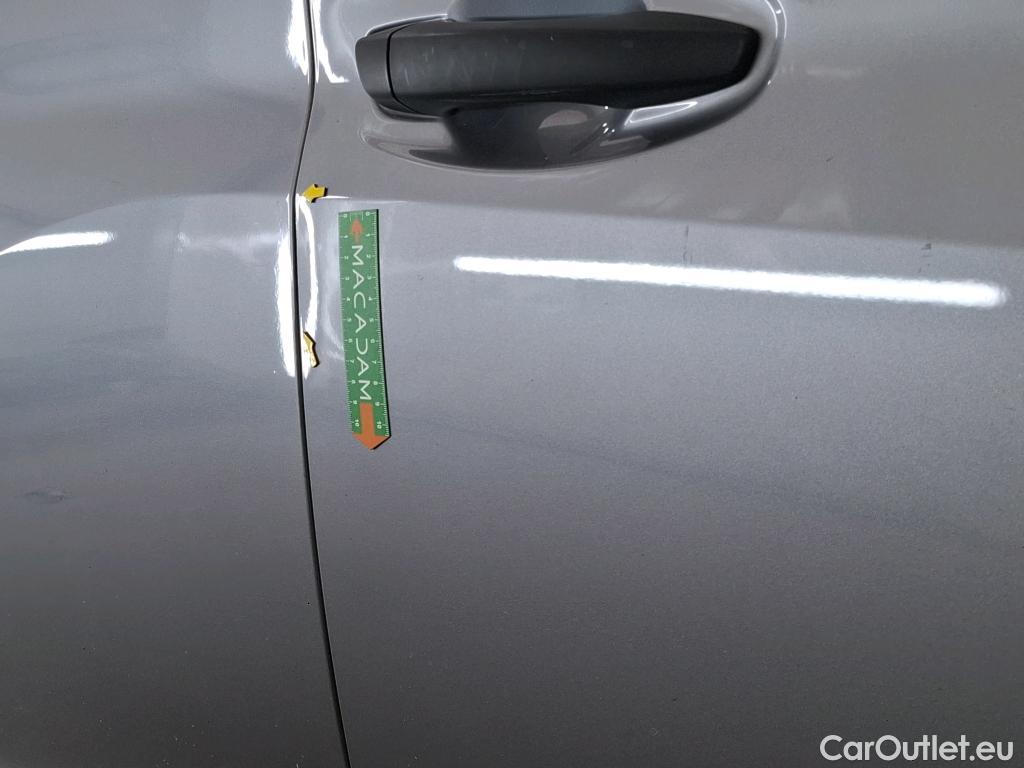  Peugeot  208  Premium 1.5 HDi 100CV BVM6 E6d #12