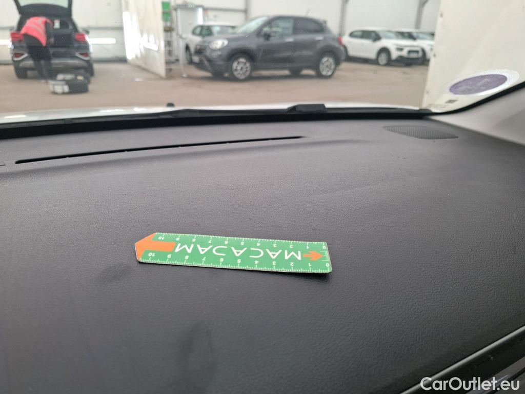  Citroen  C3 CITROEN  Société / 2020 / 5P / Berline PureTech 83 S&S BVM Feel Nav #4