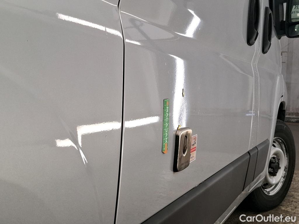  Fiat  Ducato FIAT  / 2014 / 4P / Fourgon tôlé 2.3 Multijet 140 3.5 C H2 Pro Lounge #24