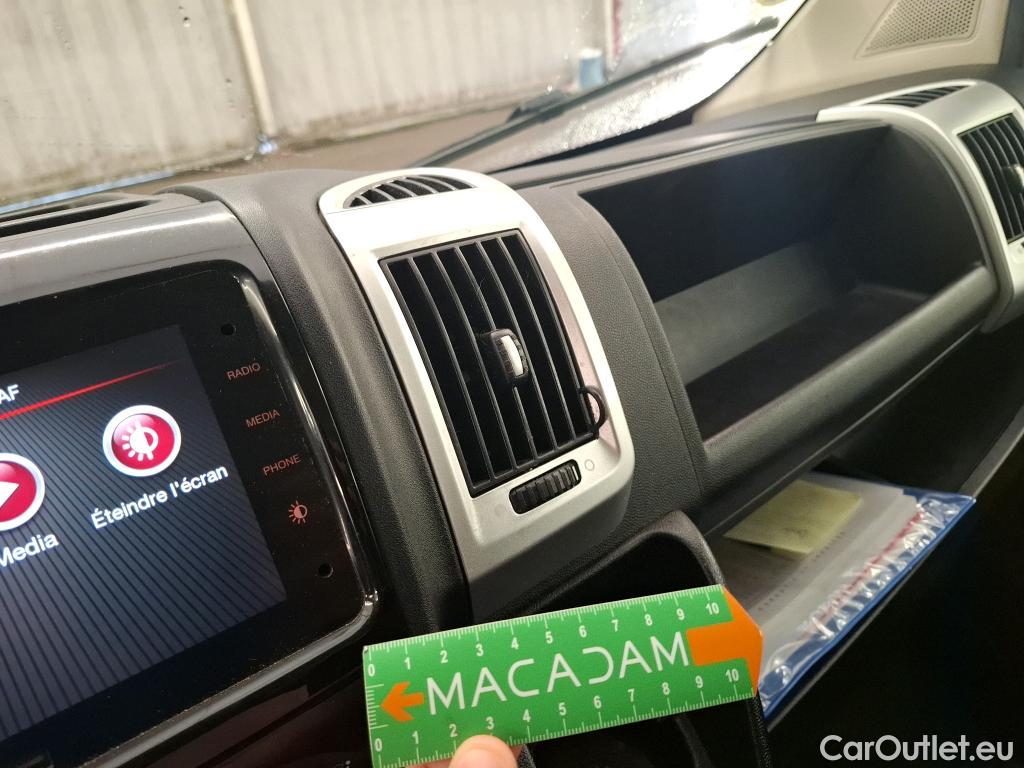  Fiat  Ducato FIAT  / 2014 / 4P / Fourgon tôlé 2.3 Multijet 140 3.5 C H2 Pro Lounge #30