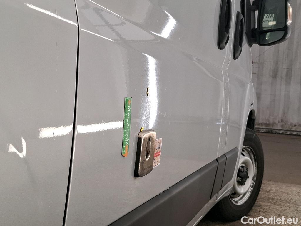  Fiat  Ducato FIAT  / 2014 / 4P / Fourgon tôlé 2.3 Multijet 140 3.5 C H2 Pro Lounge #23