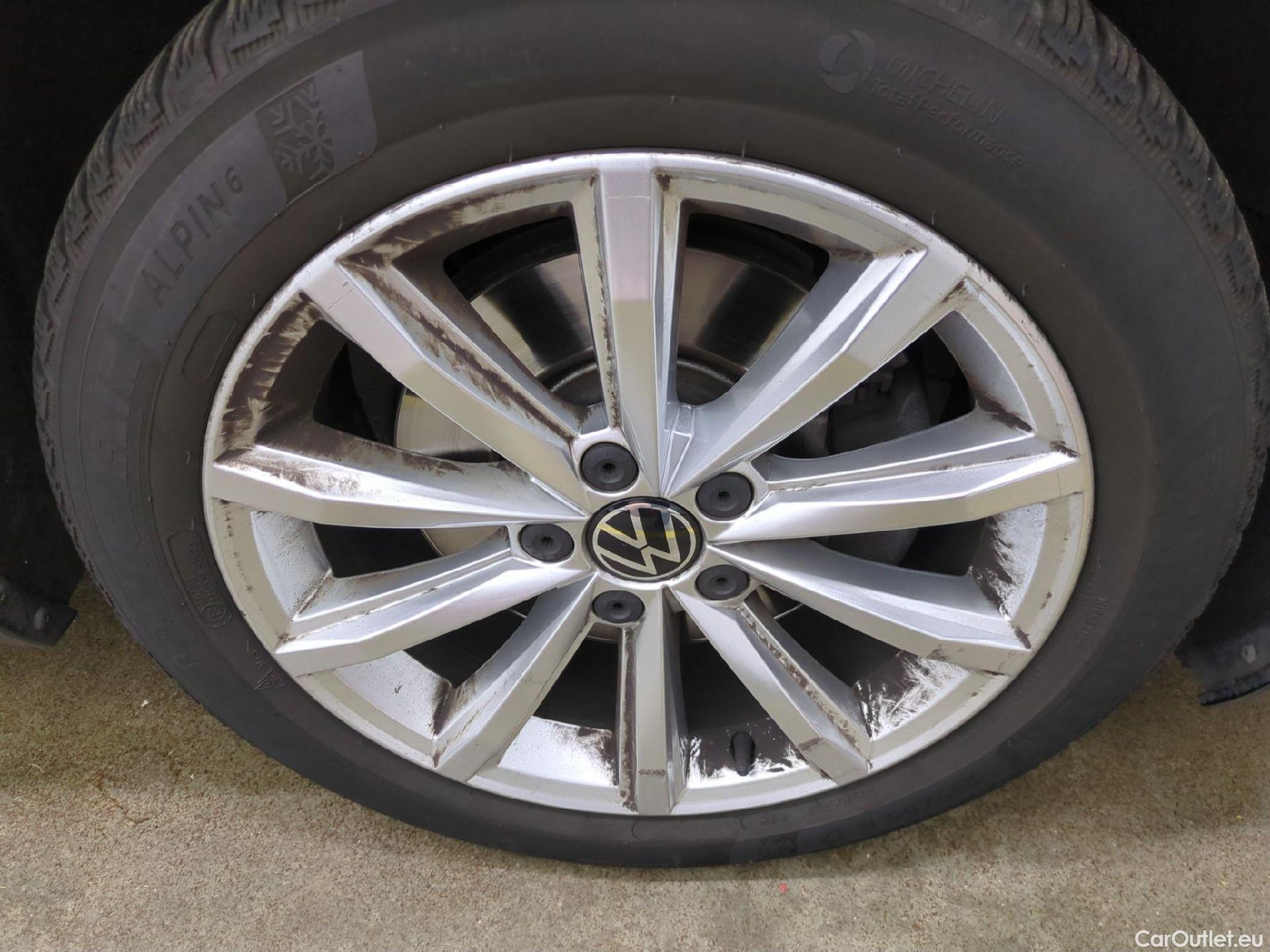  Volkswagen  Passat  SW / 2019 / 5P / Break 2.0 TDI 150 SCR DSG7 SW LOUNGE / TRANSFO VP/VF #19