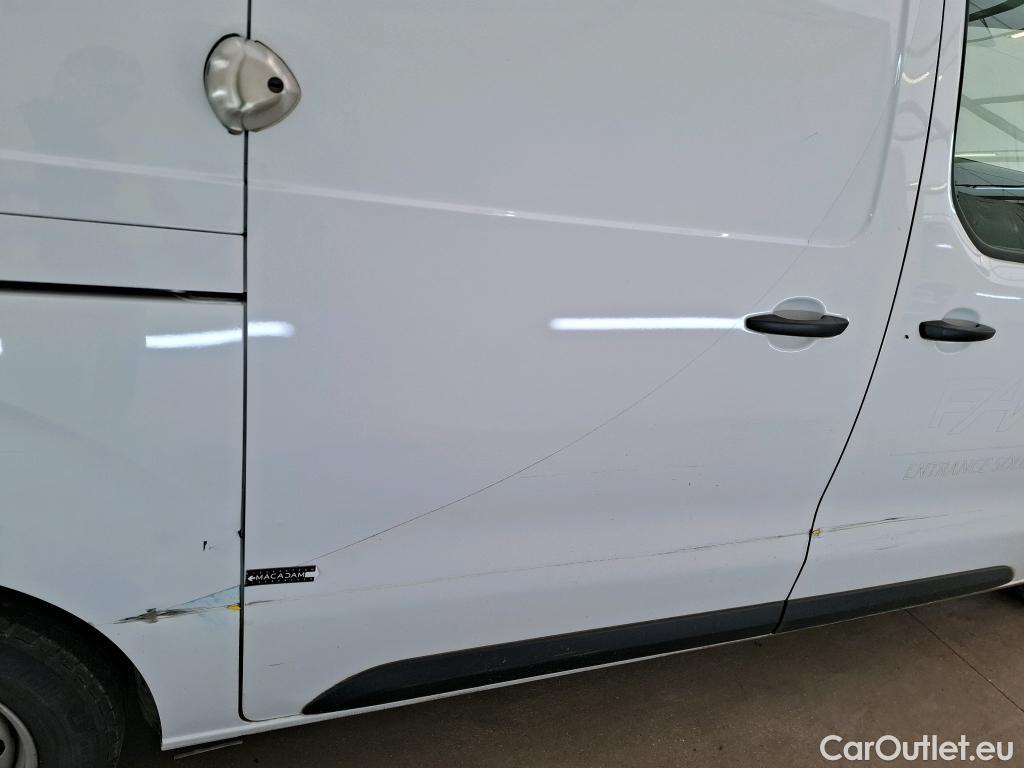  Opel  Vivaro OPEL  / 2019 / 4P / Fourgon tôlé 1.5 Diesel 120 ch L2 Pack Busin #19