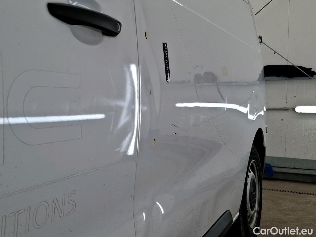  Opel  Vivaro OPEL  / 2019 / 4P / Fourgon tôlé 1.5 Diesel 120 ch L2 Pack Busin #3