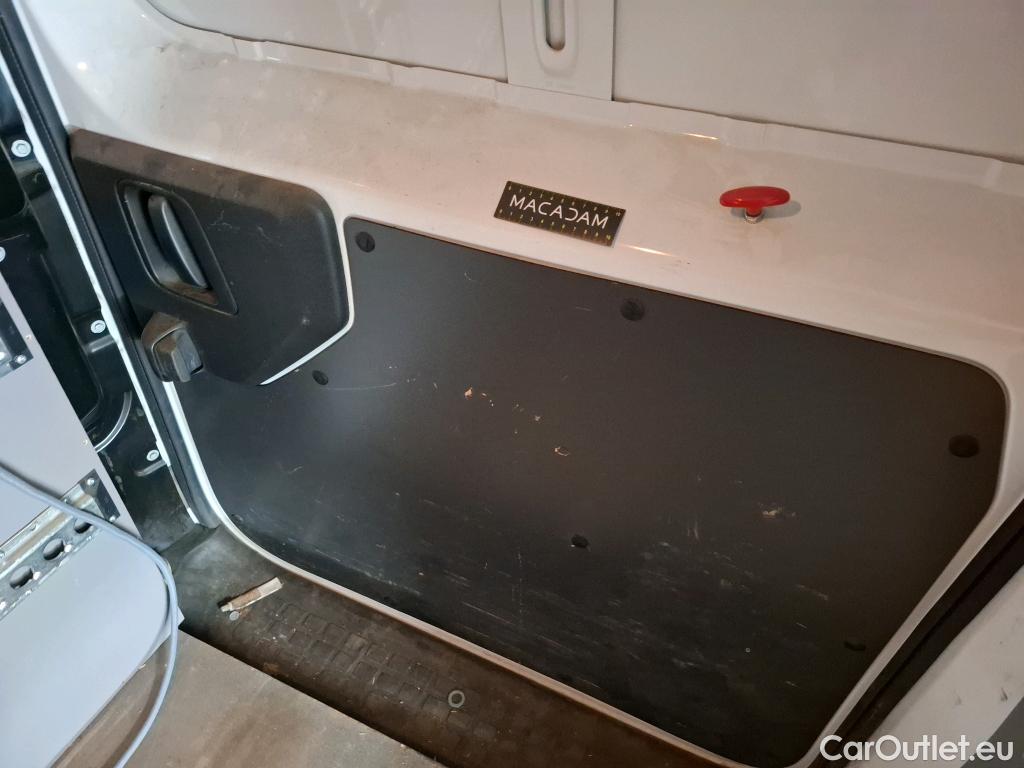  Citroen  Jumpy  Fourgon Club XL 2.0 BlueHDi 145CV BVM6 E6d #67