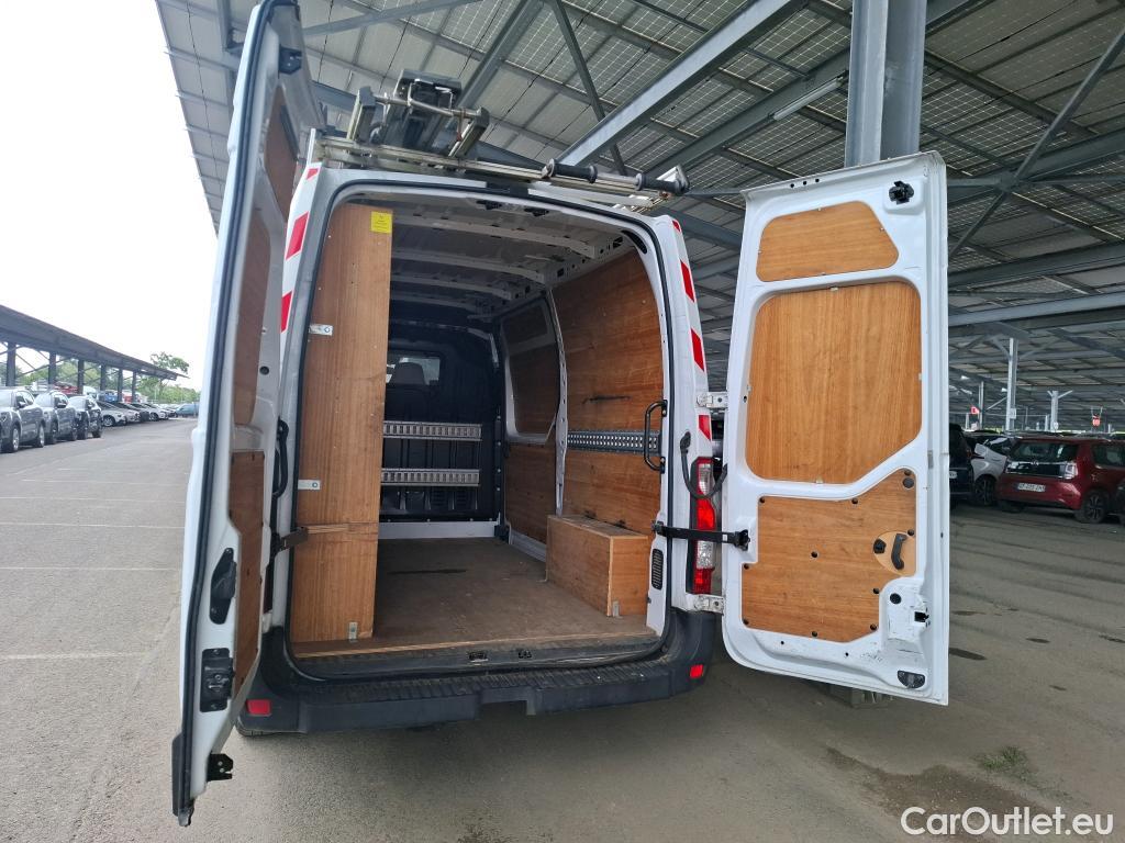  Renault  Master  Fourgon L2H2 3 5 Grand Confort dCi 135CV BVM6 E6dT #9