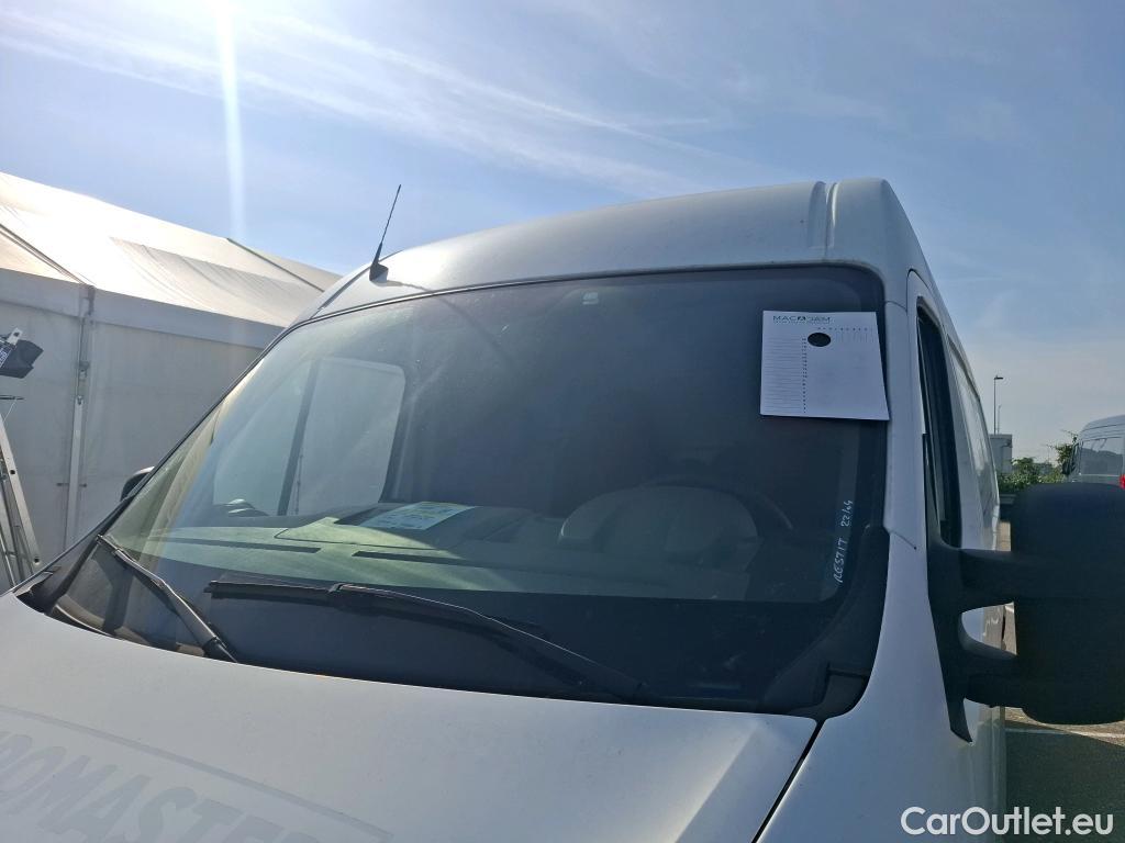  Renault  Master  III Fourgon L3H2 3 5 Grand Confort dCi 125CV BVM6 E5 #37