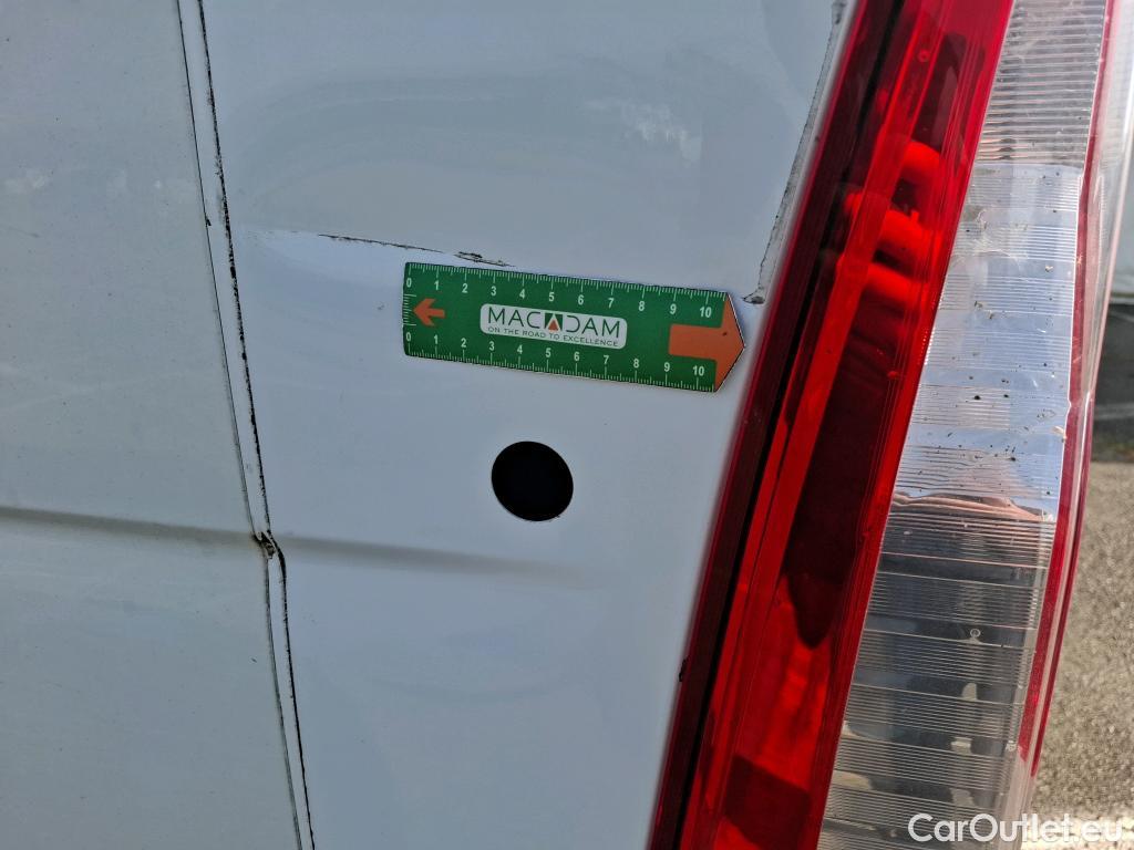  Renault  Master  III Fourgon L3H2 3 5 Grand Confort dCi 125CV BVM6 E5 #135