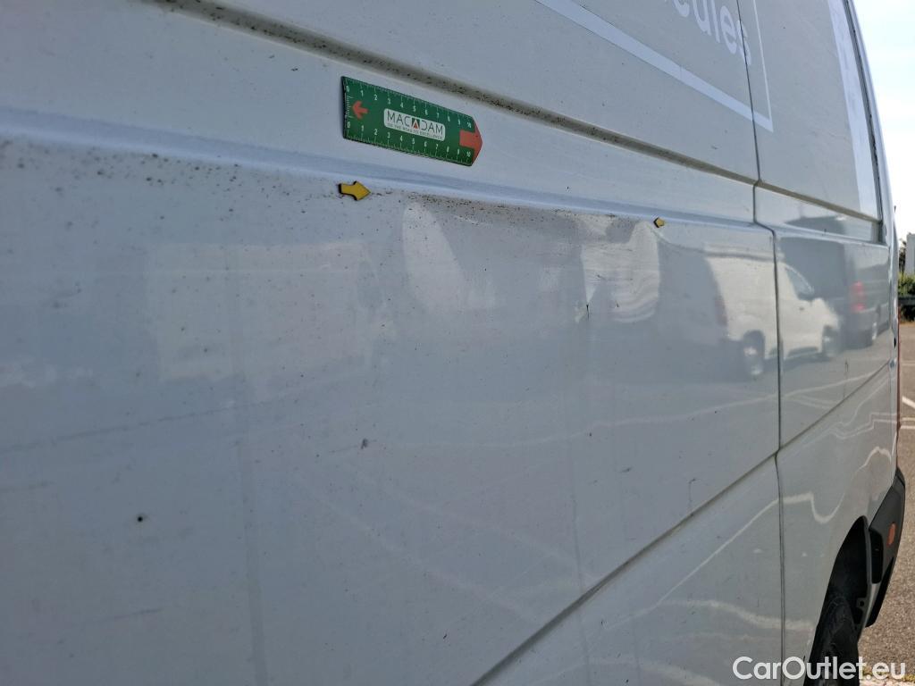  Renault  Master  III Fourgon L3H2 3 5 Grand Confort dCi 125CV BVM6 E5 #12