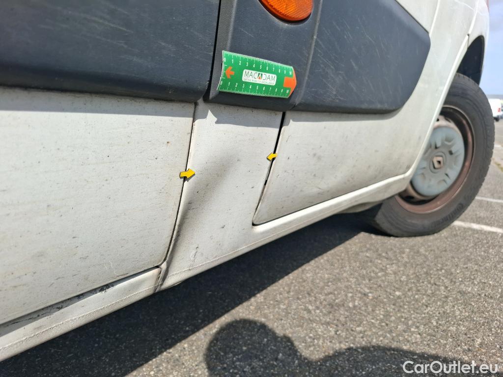 Renault  Master  III Fourgon L3H2 3 5 Grand Confort dCi 125CV BVM6 E5 #81