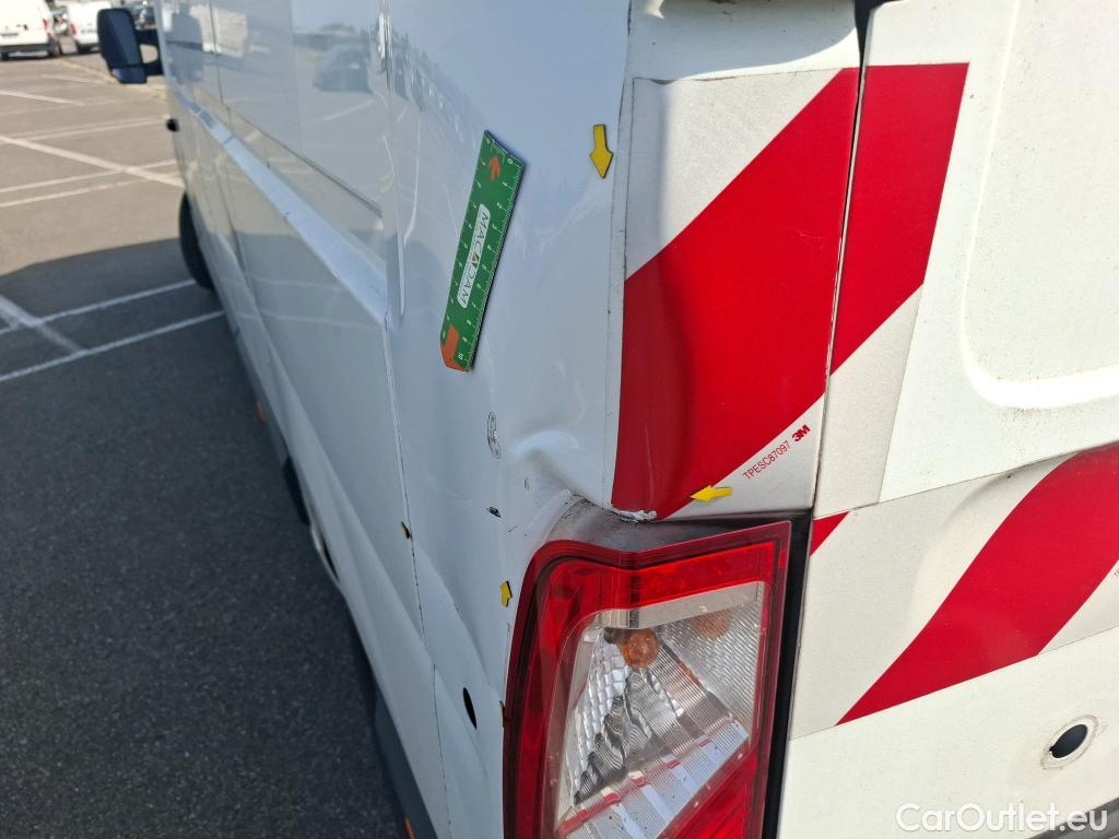  Renault  Master  III Fourgon L3H2 3 5 Grand Confort dCi 125CV BVM6 E5 #71