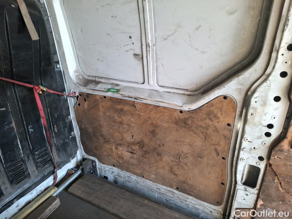  Renault  Master  III Fourgon L3H2 3 5 Grand Confort dCi 125CV BVM6 E5 #132