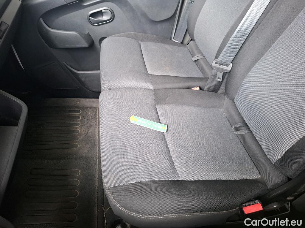  Renault  Master  Fourgon L2H2 3 5 Grand Confort dCi 135CV BVM6 E6dT #18