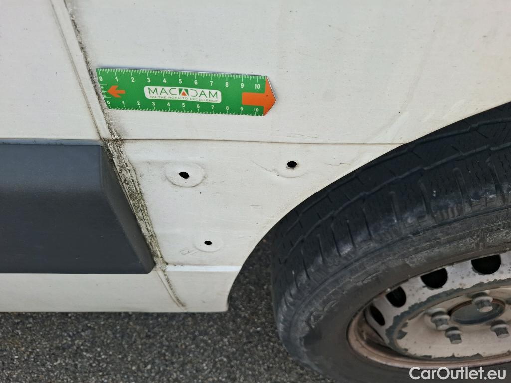  Renault  Master  III Fourgon L3H2 3 5 Grand Confort dCi 125CV BVM6 E5 #107