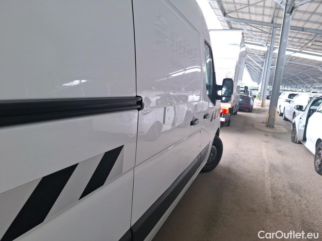  Renault  Master  Fourgon L2H2 3 5 Grand Confort dCi 135CV BVM6 E6dT #1