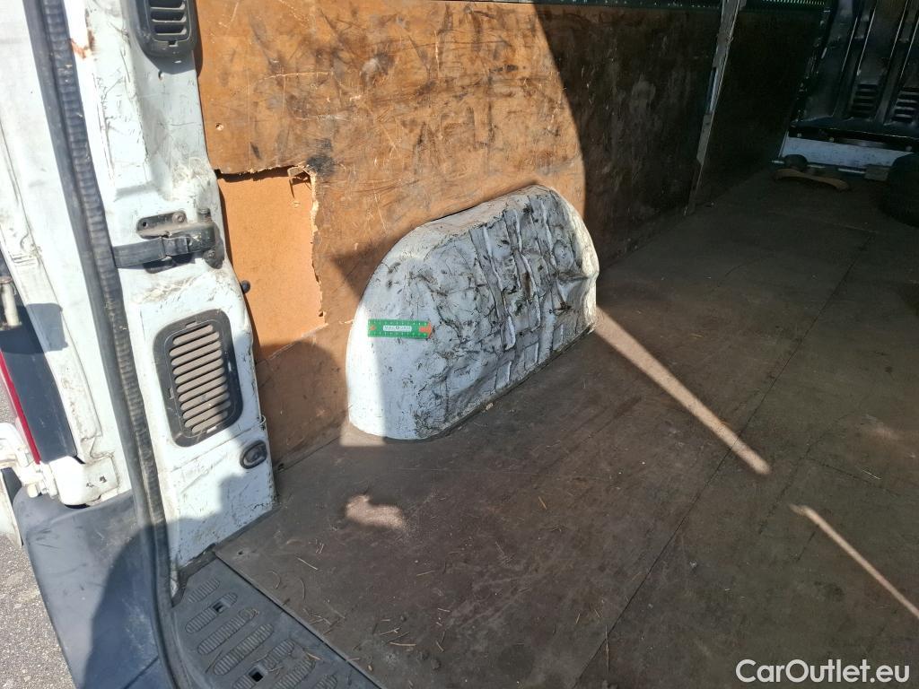  Renault  Master  III Fourgon L3H2 3 5 Grand Confort dCi 125CV BVM6 E5 #146