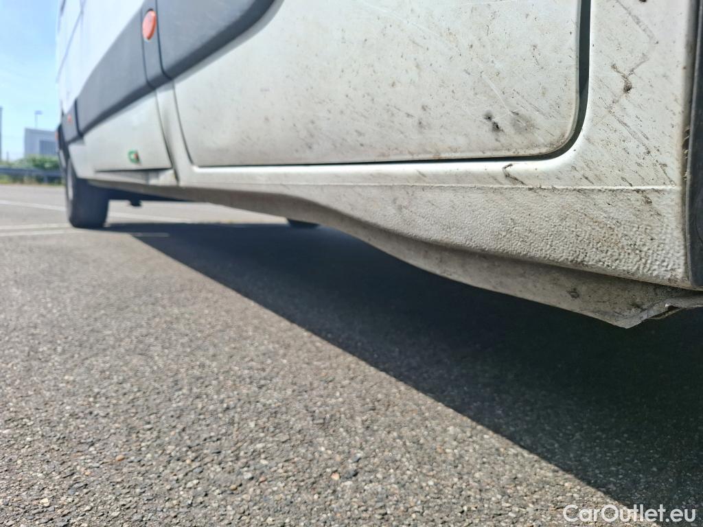  Renault  Master  III Fourgon L3H2 3 5 Grand Confort dCi 125CV BVM6 E5 #30