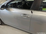  KIA  Cee'd KIA  1.4 T-GDI 140 KM 7DCT M 5d #51