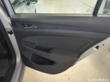  Volkswagen  Golf  Volkswagen 2.0 TDI SCR 115KM 6 biegów Life 5d #23