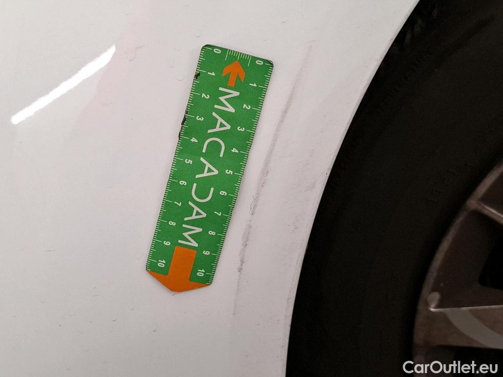  Peugeot  208  Premium 1.5 HDi 100CV BVM6 E6d #4