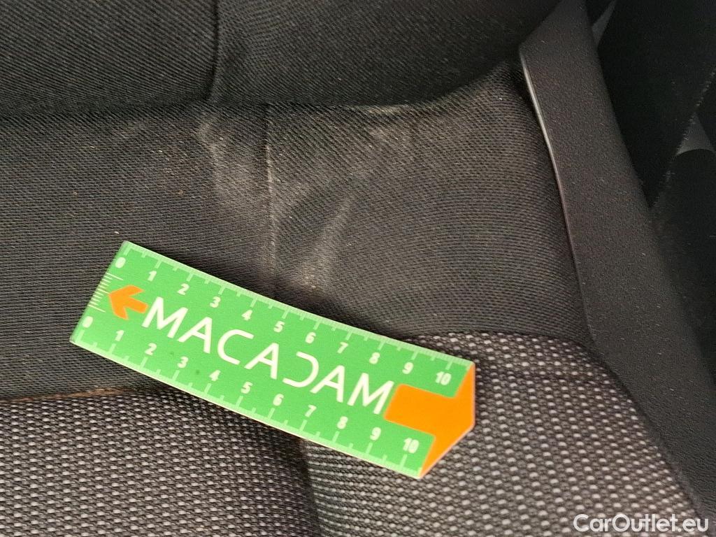 Citroen  C3  Société Feel 1.5 BlueHDI 100CV BVM6 E6d #9