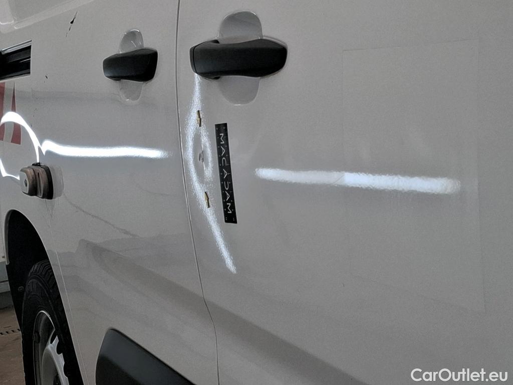 Citroen  Berlingo  Fourgon Worker M 1000 1.2 PureTech 130CV BVA8 E6d #16