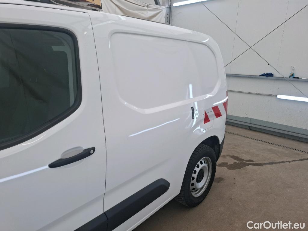  Citroen  Berlingo  Fourgon Worker M 1000 1.2 PureTech 130CV BVA8 E6d #1
