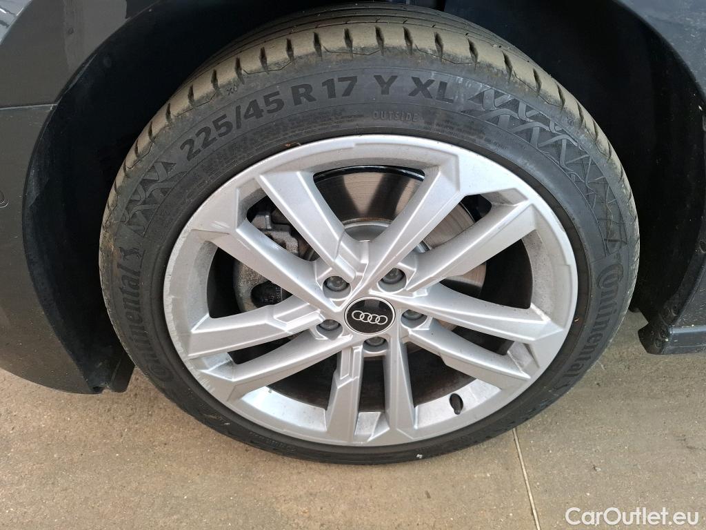  Audi  A3 AUDI  Sportback / 2020 / 5P / Berline 40 TFSI e 204 S Tronic Business Line #28