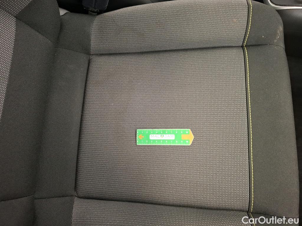  Citroen  C3  Shine Business 1.2 PureTech 110CV BVA6 E6d #27