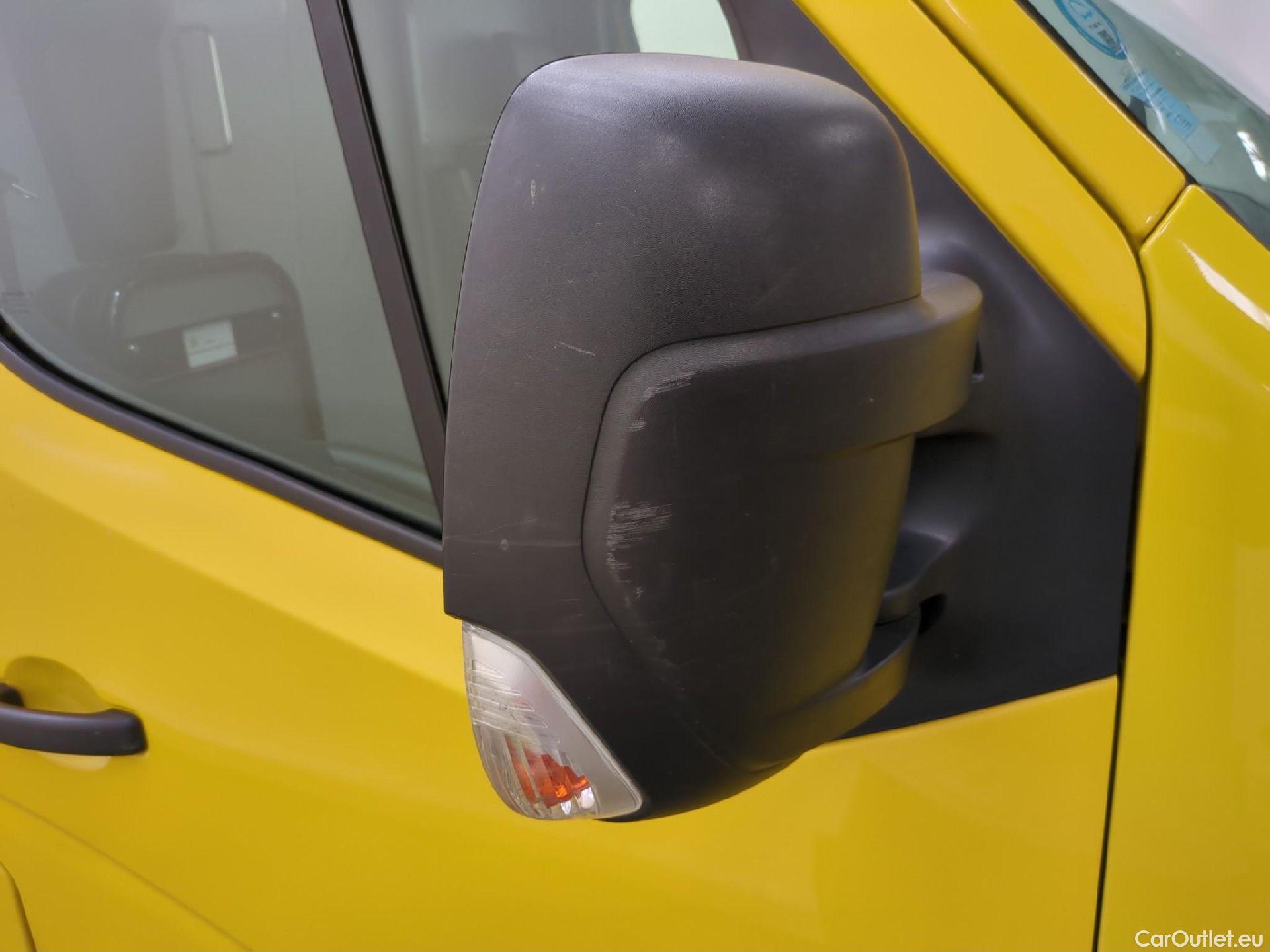  Renault  Master RENAULT  / 2019 / 4P / Fourgon tôlé FG Z.E.Tr CF F3100 L2H2 R75 AI - 19 #20