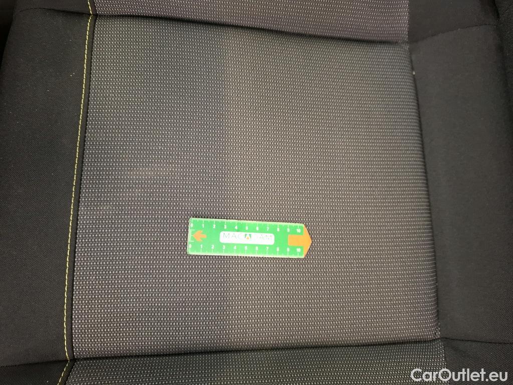  Citroen  C3  Shine Business 1.2 PureTech 110CV BVA6 E6d #25