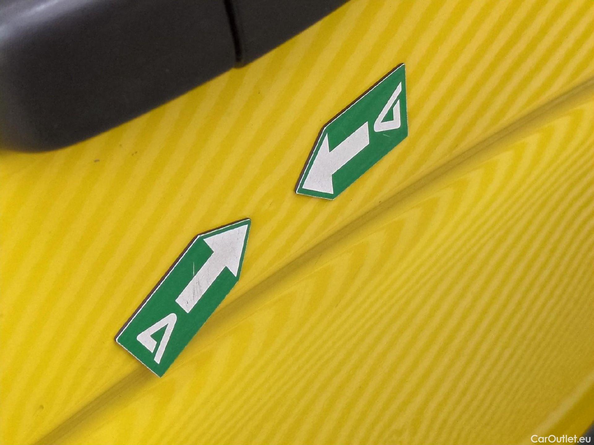  Renault  Master RENAULT  / 2019 / 4P / Fourgon tôlé FG Z.E.Tr CF F3100 L2H2 R75 AI - 19 #16