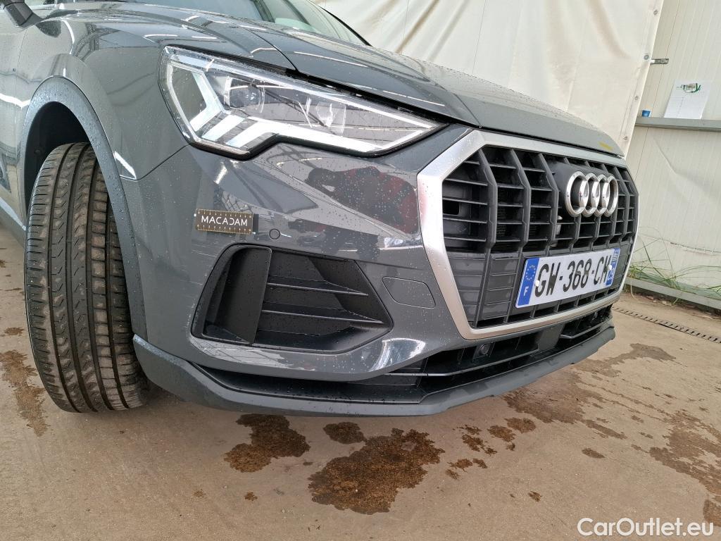  Audi  Q3 AUDI  / 2018 / 5P / SUV 45 TFSI E 245 S TRONIC BUSINESS LINE #5