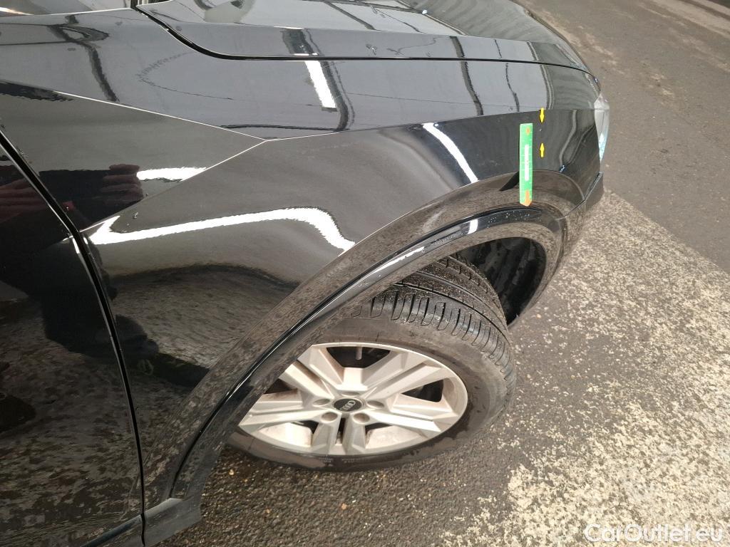  Audi  Q2 AUDI  / 2020 / 5P / SUV 35 TFSI 150 S Tronic Business Line #28