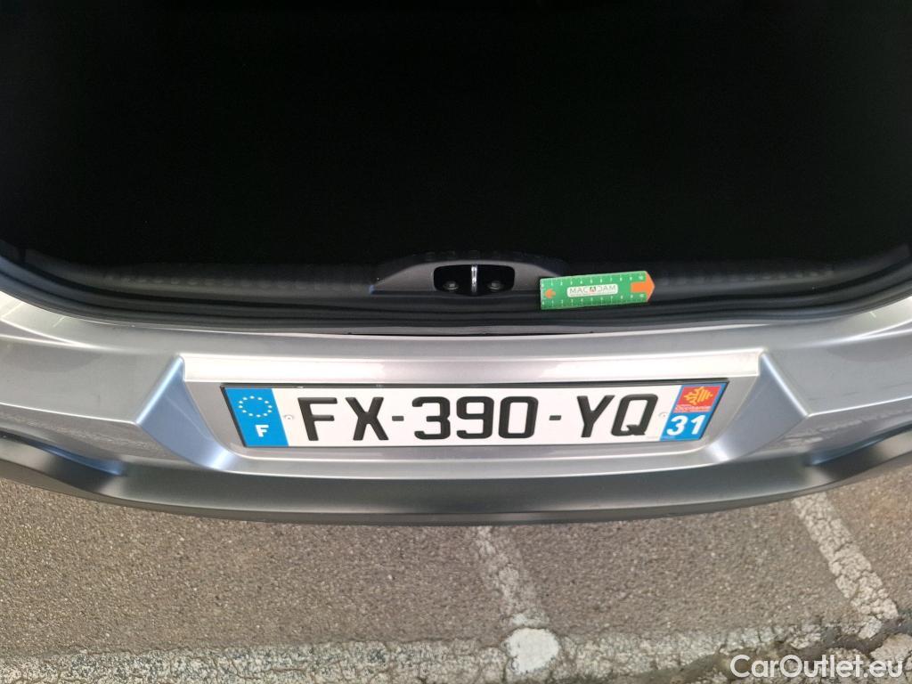  Citroen  C3  Shine Business 1.2 PureTech 110CV BVA6 E6d #46