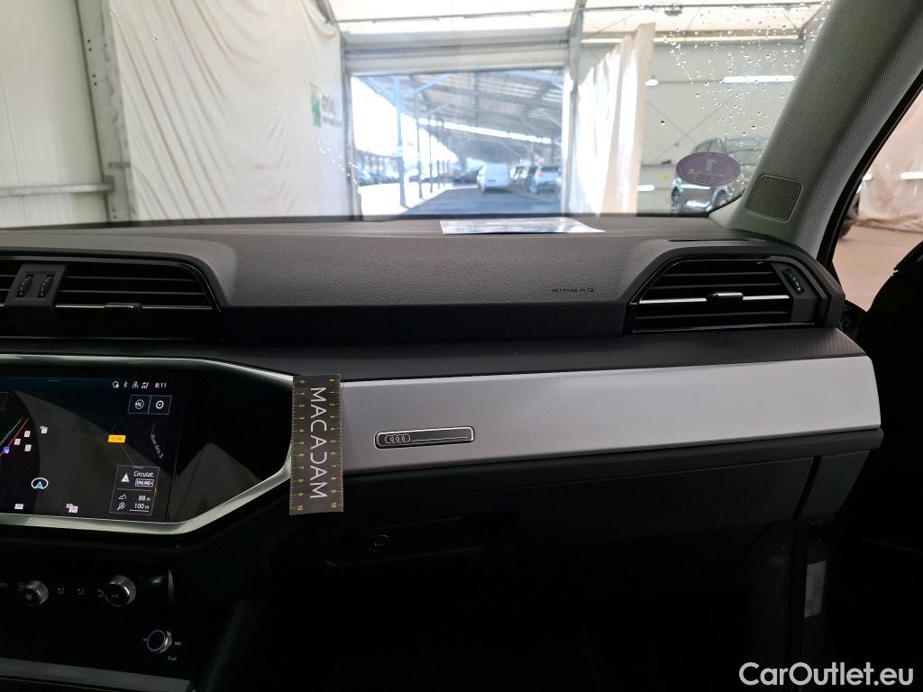 Audi  Q3 AUDI  / 2018 / 5P / SUV 45 TFSI E 245 S TRONIC BUSINESS LINE #10