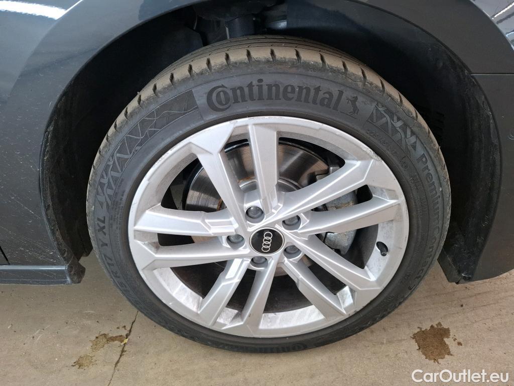  Audi  A3 AUDI  Sportback / 2020 / 5P / Berline 40 TFSI e 204 S Tronic Business Line #32