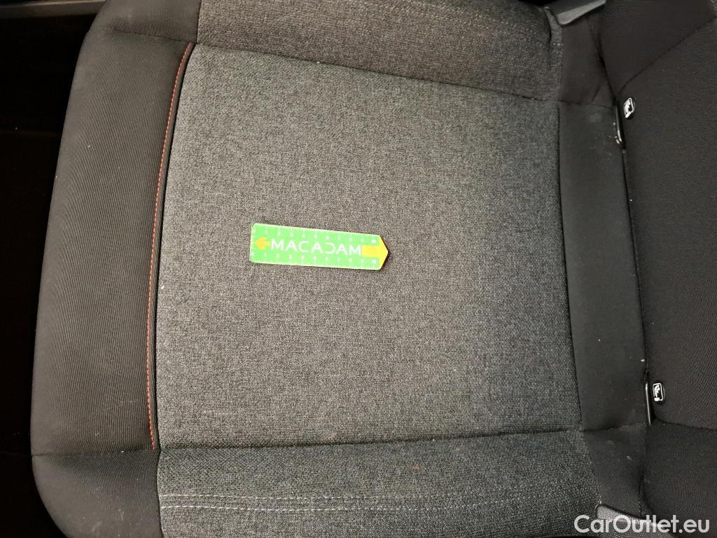  Citroen  C5 Aircross CITROEN  / 2018 / 5P / SUV BlueHDi 130 S&S BVM6 Live #24