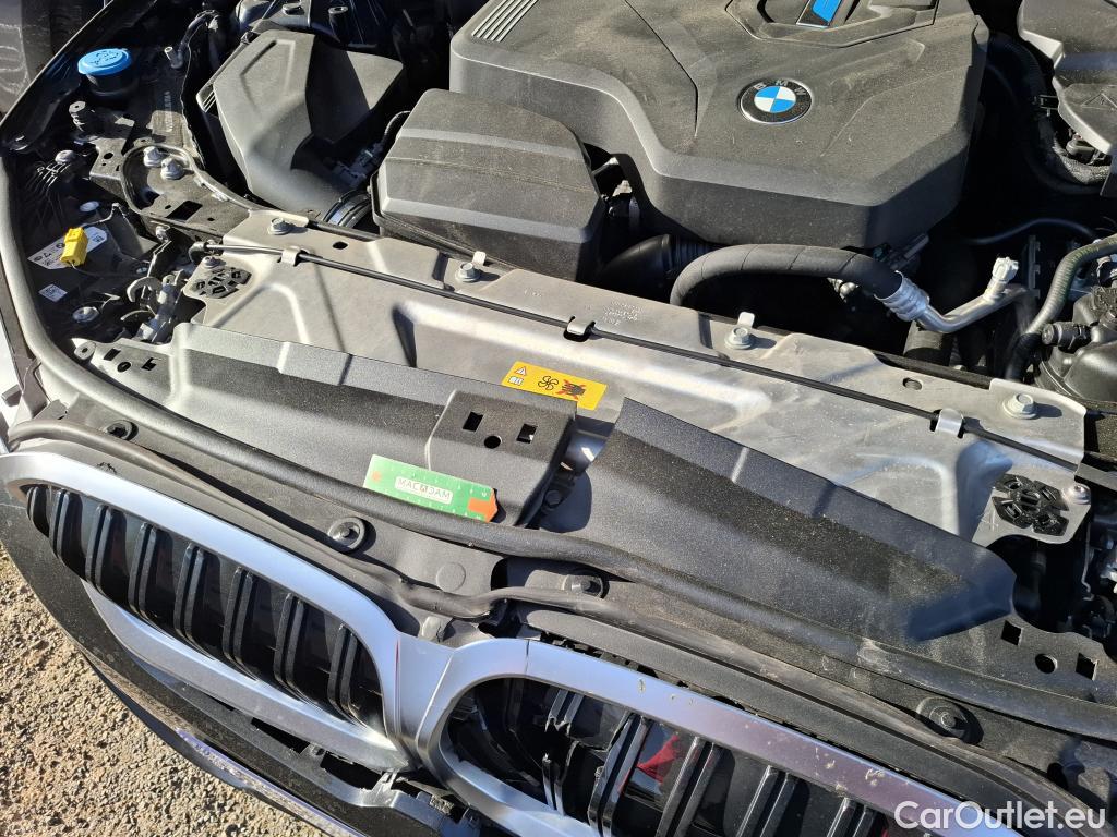 Bmw  Serie 3 BMW Série 3 Berline / 2022 / 4P / Berline 320e 204ch Business Design BVA8 Hybride #32