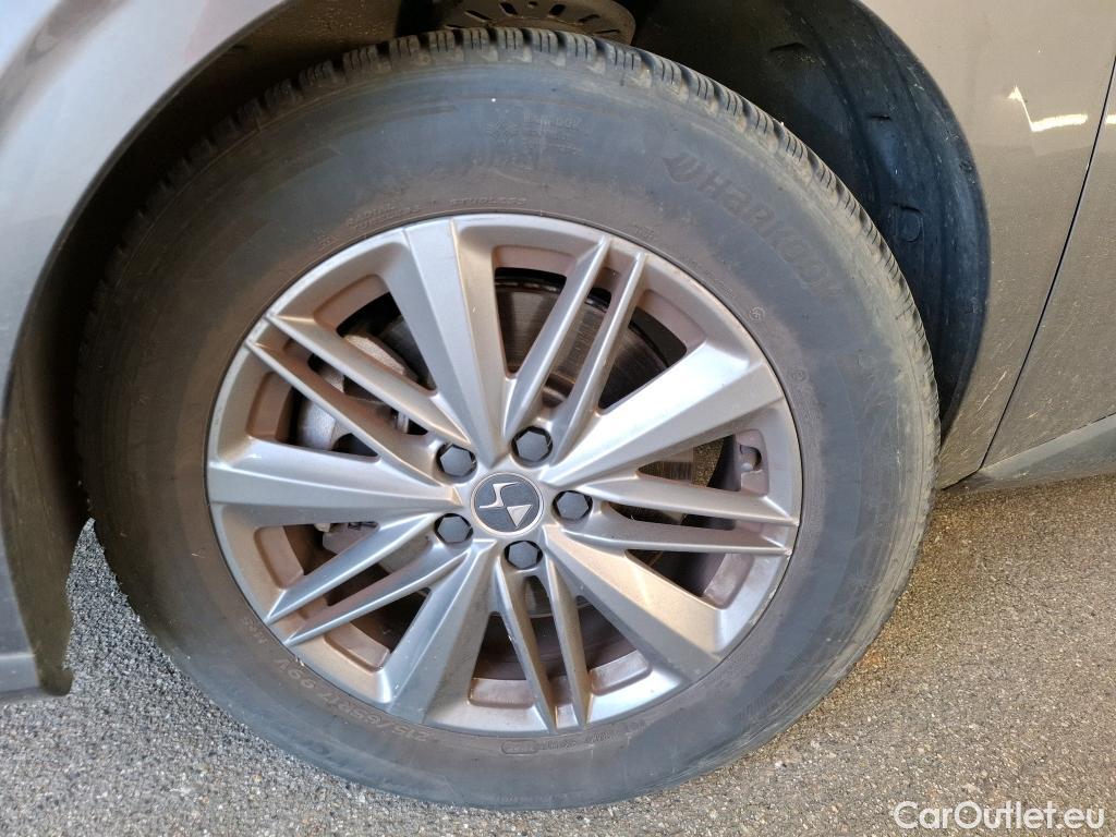  DS  DS4 DS DS 4  2021  5P  Berline ETENSE 225 BASTILLE AUTO #104