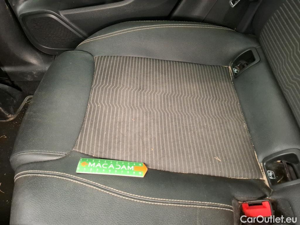  Mercedes  GLA MERCEDES-BENZ  / 2020 / 5P / SUV 2.0  200 D BUSINESS LINE DCT #54