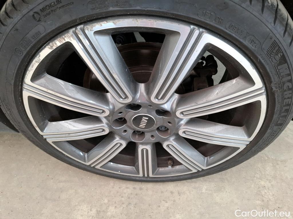 Mini  Clubman MINI  / 2019 / 5P / Break Cooper Edition Premium Plus 136 ch BVA7 #21