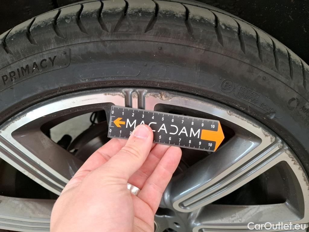  Mini  Clubman MINI  / 2019 / 5P / Break Cooper Edition Premium Plus 136 ch BVA7 #6