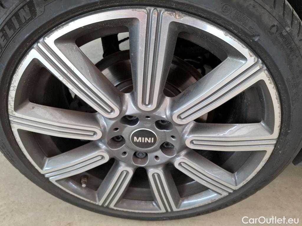  Mini  Clubman MINI  / 2019 / 5P / Break Cooper Edition Premium Plus 136 ch BVA7 #5