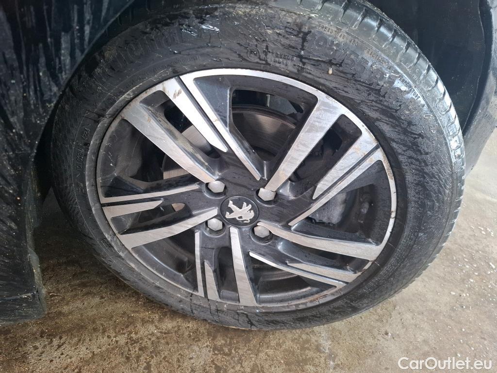  Peugeot  208  Allure Business 1.2 PureTech 100CV BVM6 E6d #21