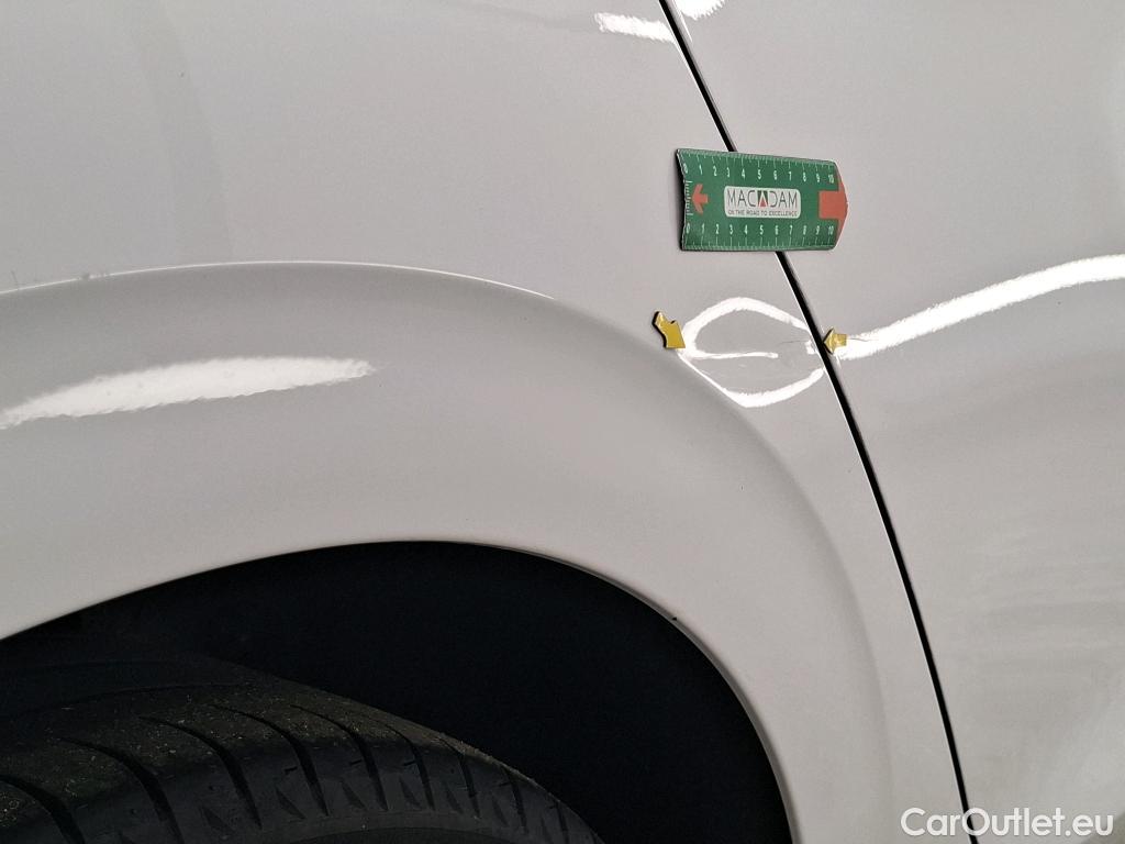  Peugeot  208  Allure Business 1.2 PureTech 110CV BVM6 E6dT #4
