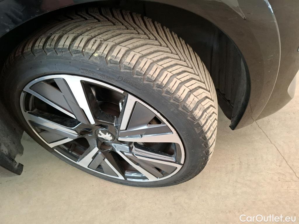  Peugeot  208  GT 1.2 PureTech 100CV BVA8 E6d #24