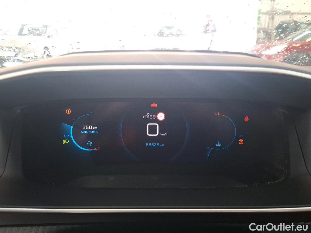  Peugeot  2008  Road Trip 1.2 PureTech 130CV BVM6 E6d #1