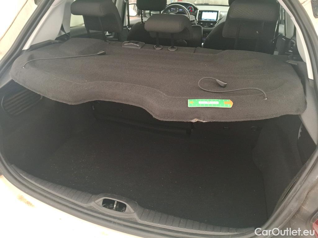  Peugeot  208  Allure Business 1.2 PureTech 110CV BVM6 E6dT #21